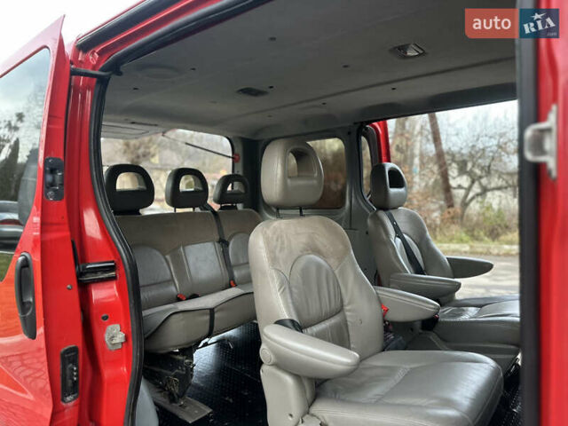 Червоний Рено Трафік, об'ємом двигуна 2.5 л та пробігом 350 тис. км за 7499 $, фото 32 на Automoto.ua