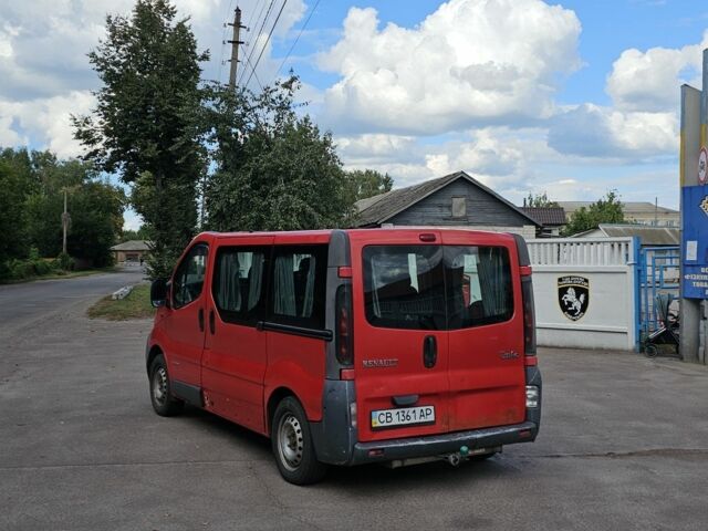 Красный Рено Трафик, объемом двигателя 0 л и пробегом 220 тыс. км за 5500 $, фото 6 на Automoto.ua