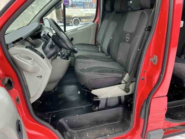 Красный Рено Трафик, объемом двигателя 1.9 л и пробегом 280 тыс. км за 6300 $, фото 8 на Automoto.ua