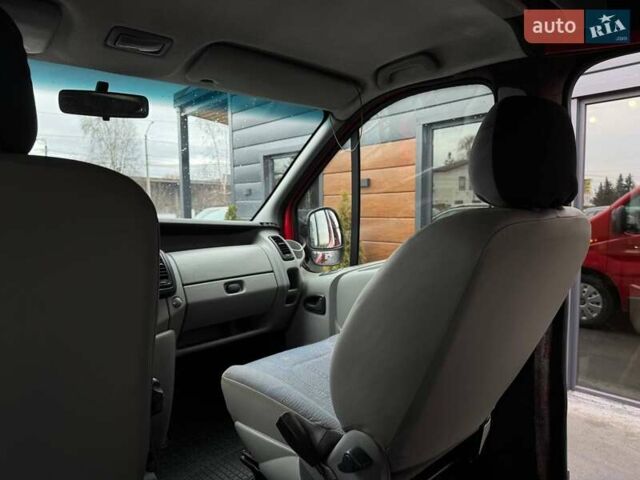 Червоний Рено Трафік, об'ємом двигуна 1.9 л та пробігом 350 тис. км за 7500 $, фото 20 на Automoto.ua