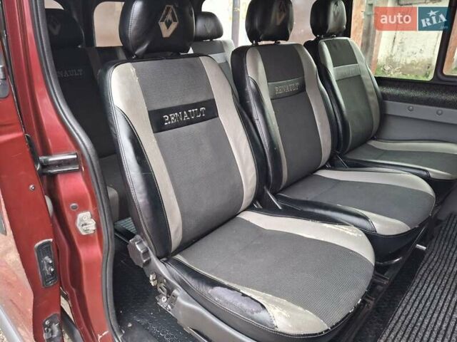 Красный Рено Трафик, объемом двигателя 1.9 л и пробегом 402 тыс. км за 7350 $, фото 17 на Automoto.ua