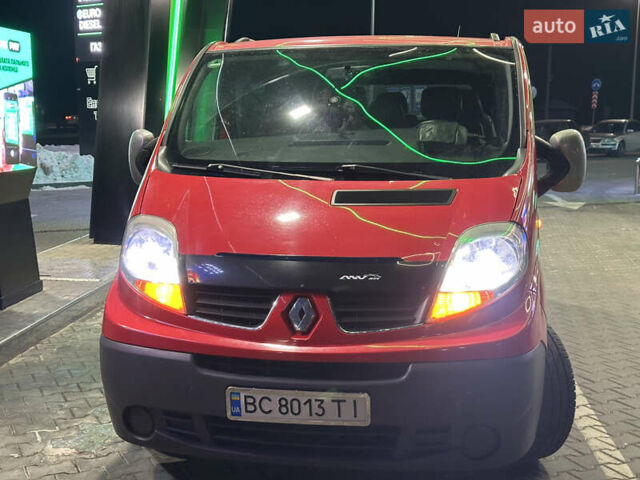 Красный Рено Трафик, объемом двигателя 2 л и пробегом 272 тыс. км за 9100 $, фото 10 на Automoto.ua