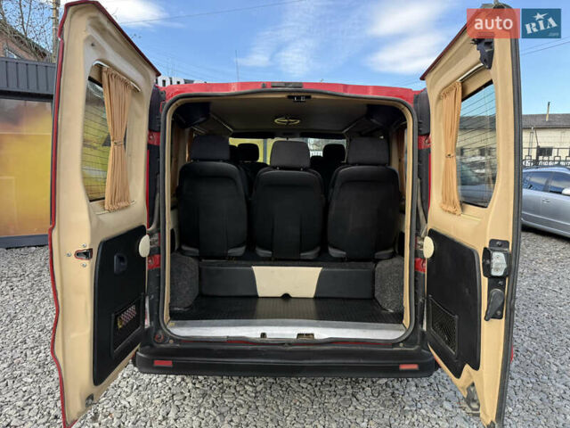 Красный Рено Трафик, объемом двигателя 2 л и пробегом 260 тыс. км за 8500 $, фото 26 на Automoto.ua