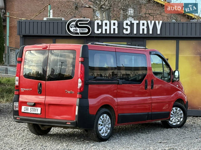 Красный Рено Трафик, объемом двигателя 2 л и пробегом 260 тыс. км за 8500 $, фото 11 на Automoto.ua