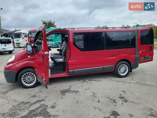 Красный Рено Трафик, объемом двигателя 2 л и пробегом 245 тыс. км за 11500 $, фото 86 на Automoto.ua