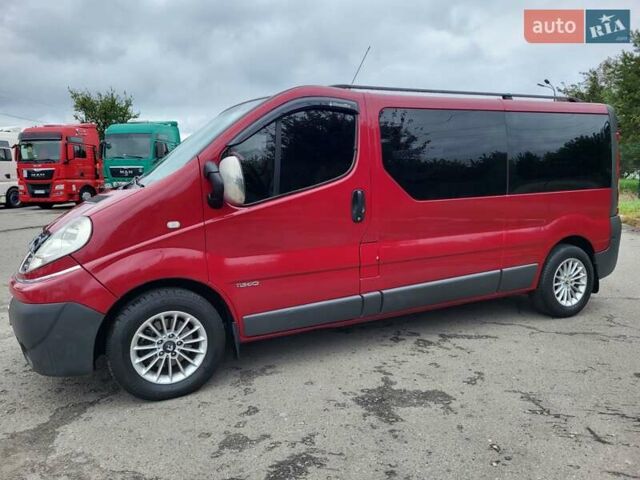 Красный Рено Трафик, объемом двигателя 2 л и пробегом 245 тыс. км за 11500 $, фото 72 на Automoto.ua