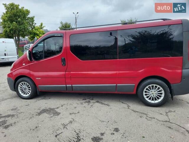 Красный Рено Трафик, объемом двигателя 2 л и пробегом 245 тыс. км за 11500 $, фото 63 на Automoto.ua