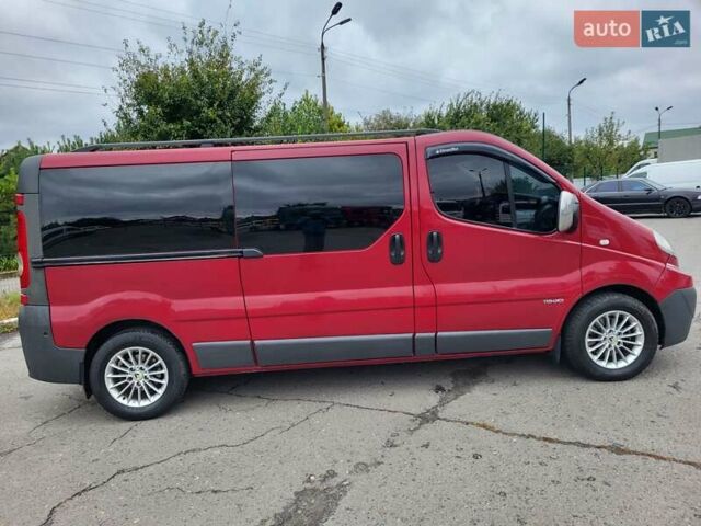 Красный Рено Трафик, объемом двигателя 2 л и пробегом 245 тыс. км за 11500 $, фото 45 на Automoto.ua