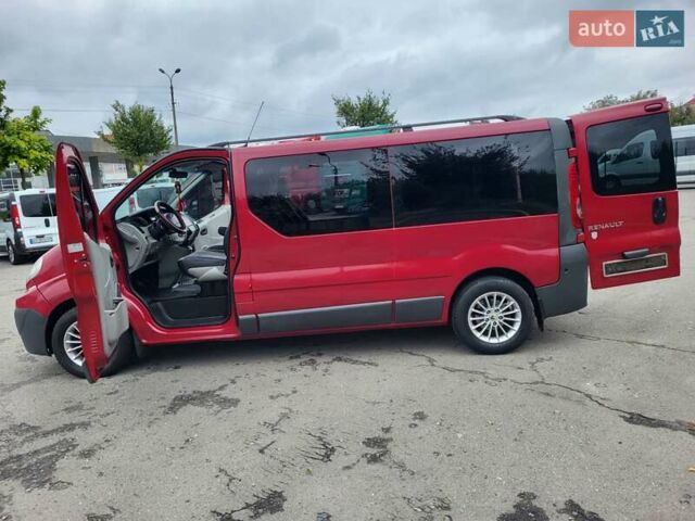 Красный Рено Трафик, объемом двигателя 2 л и пробегом 245 тыс. км за 11500 $, фото 87 на Automoto.ua