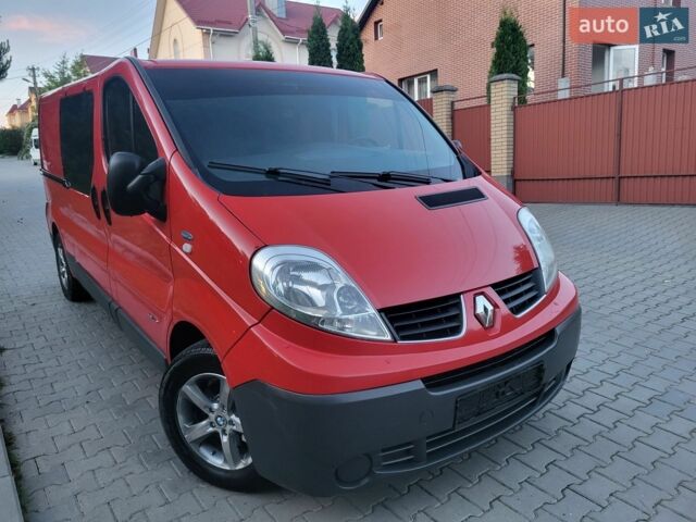 Червоний Рено Трафік, об'ємом двигуна 2 л та пробігом 297 тис. км за 11800 $, фото 66 на Automoto.ua