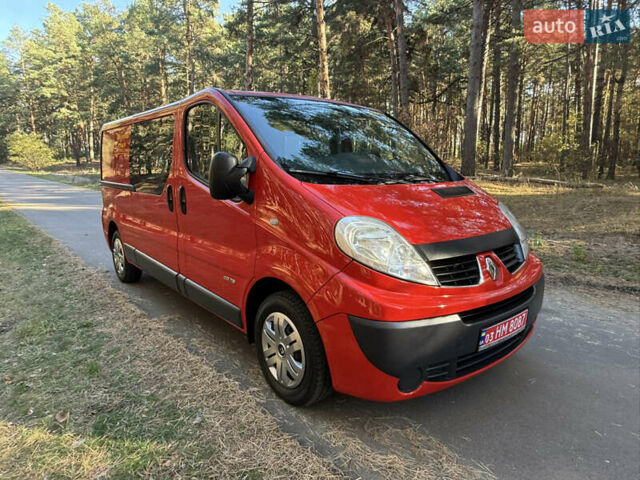 Красный Рено Трафик, объемом двигателя 2 л и пробегом 280 тыс. км за 14800 $, фото 60 на Automoto.ua