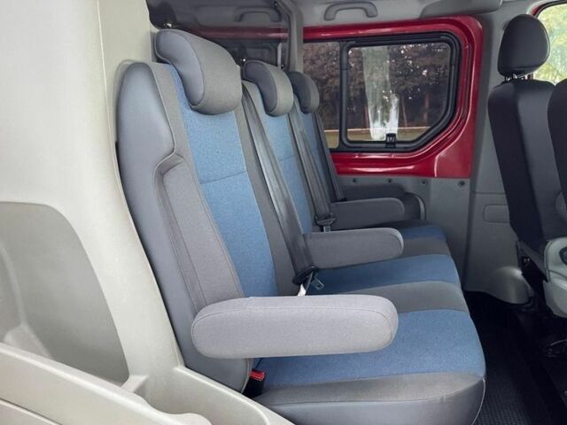 Красный Рено Трафик, объемом двигателя 2 л и пробегом 174 тыс. км за 8100 $, фото 15 на Automoto.ua