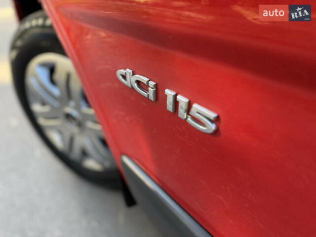 Красный Рено Трафик, объемом двигателя 2 л и пробегом 280 тыс. км за 14800 $, фото 32 на Automoto.ua