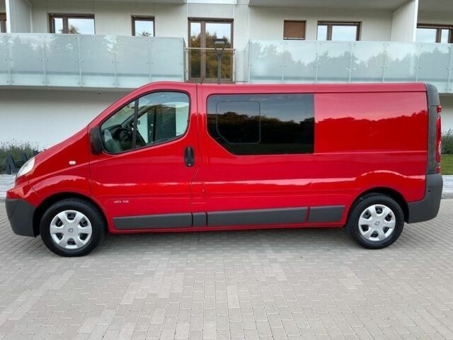 Красный Рено Трафик, объемом двигателя 2 л и пробегом 174 тыс. км за 8100 $, фото 18 на Automoto.ua