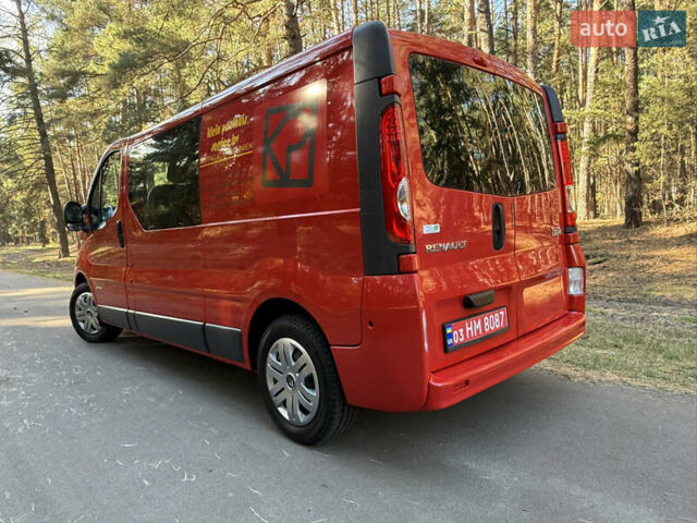 Красный Рено Трафик, объемом двигателя 2 л и пробегом 280 тыс. км за 14800 $, фото 27 на Automoto.ua