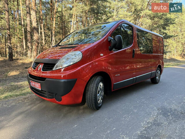 Красный Рено Трафик, объемом двигателя 2 л и пробегом 280 тыс. км за 14800 $, фото 25 на Automoto.ua