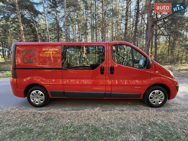 Красный Рено Трафик, объемом двигателя 2 л и пробегом 280 тыс. км за 14800 $, фото 15 на Automoto.ua