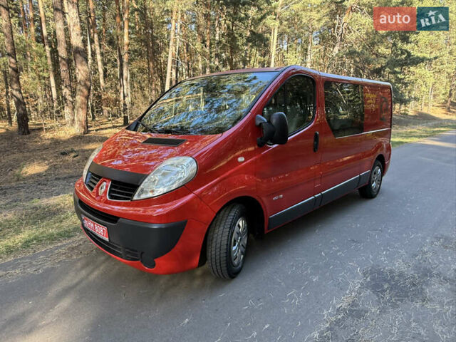 Красный Рено Трафик, объемом двигателя 2 л и пробегом 280 тыс. км за 14800 $, фото 24 на Automoto.ua