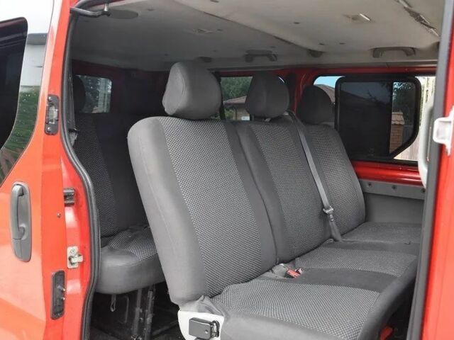 Червоний Рено Трафік, об'ємом двигуна 2 л та пробігом 175 тис. км за 8900 $, фото 10 на Automoto.ua