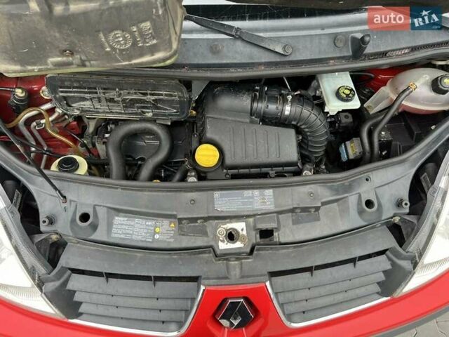 Рено Трафик 2014 в Луцке на Automoto.ua Красный Рено Трафик, объемом двигателя 2 л и пробегом 423 тыс. км за 13300 $, фото 20 на Automoto.ua