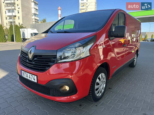 Красный Рено Трафик, объемом двигателя 1.6 л и пробегом 140 тыс. км за 13999 $, фото 12 на Automoto.ua