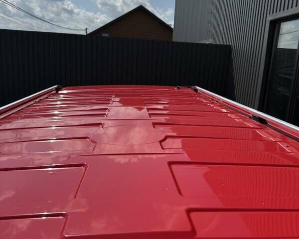 Красный Рено Трафик, объемом двигателя 1.6 л и пробегом 290 тыс. км за 16700 $, фото 14 на Automoto.ua