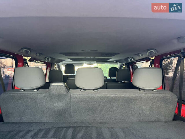 Червоний Рено Трафік, об'ємом двигуна 0 л та пробігом 223 тис. км за 14990 $, фото 21 на Automoto.ua