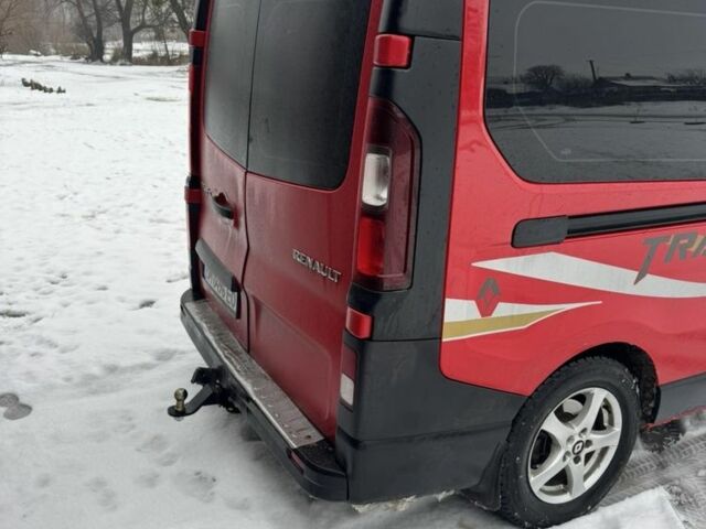 Червоний Рено Трафік, об'ємом двигуна 1.6 л та пробігом 347 тис. км за 15500 $, фото 3 на Automoto.ua