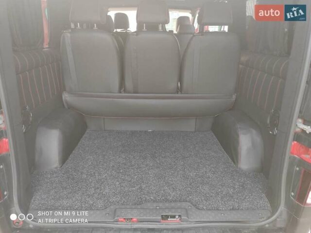 Красный Рено Трафик, объемом двигателя 2 л и пробегом 250 тыс. км за 25500 $, фото 22 на Automoto.ua