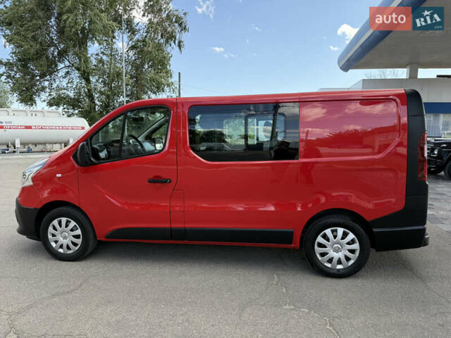 Красный Рено Трафик, объемом двигателя 2 л и пробегом 162 тыс. км за 22999 $, фото 33 на Automoto.ua