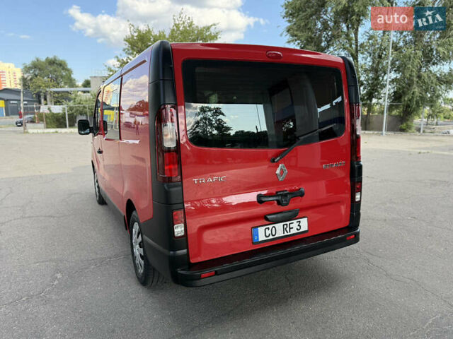Красный Рено Трафик, объемом двигателя 2 л и пробегом 162 тыс. км за 22999 $, фото 28 на Automoto.ua
