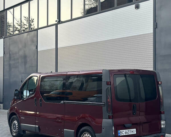 Червоний Рено Трафік, об'ємом двигуна 1.9 л та пробігом 264 тис. км за 6499 $, фото 1 на Automoto.ua