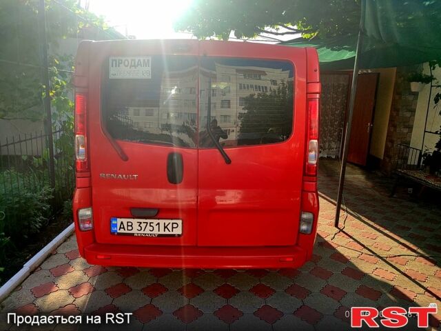 Красный Рено Трафик, объемом двигателя 2 л и пробегом 220 тыс. км за 7550 $, фото 5 на Automoto.ua