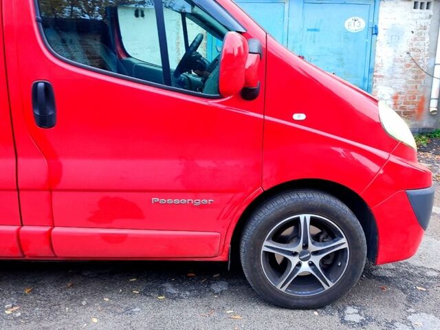 Рено Трафік 2010 у Харкові на Automoto.ua Червоний Рено Трафік, об'ємом двигуна 2 л та пробігом 230 тис. км за 9000 $, фото 8 на Automoto.ua