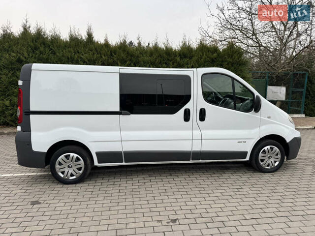 Рено Трафік, об'ємом двигуна 2 л та пробігом 285 тис. км за 11700 $, фото 7 на Automoto.ua