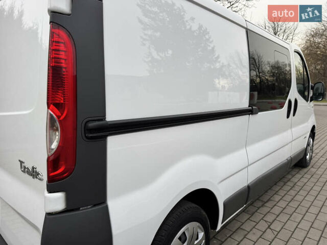 Рено Трафік, об'ємом двигуна 2 л та пробігом 285 тис. км за 11700 $, фото 12 на Automoto.ua
