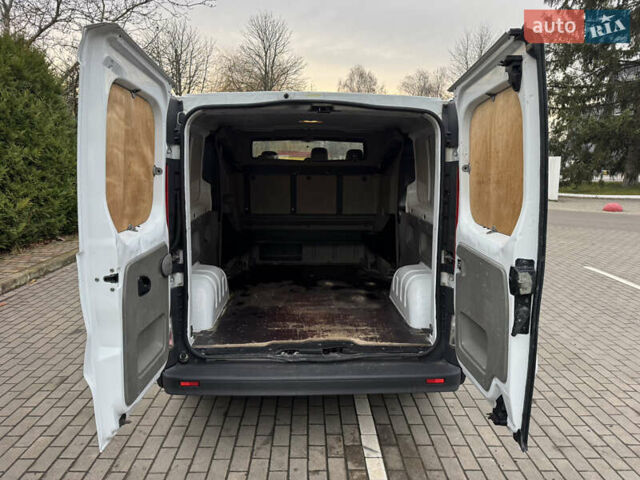 Рено Трафік, об'ємом двигуна 2 л та пробігом 285 тис. км за 11700 $, фото 33 на Automoto.ua