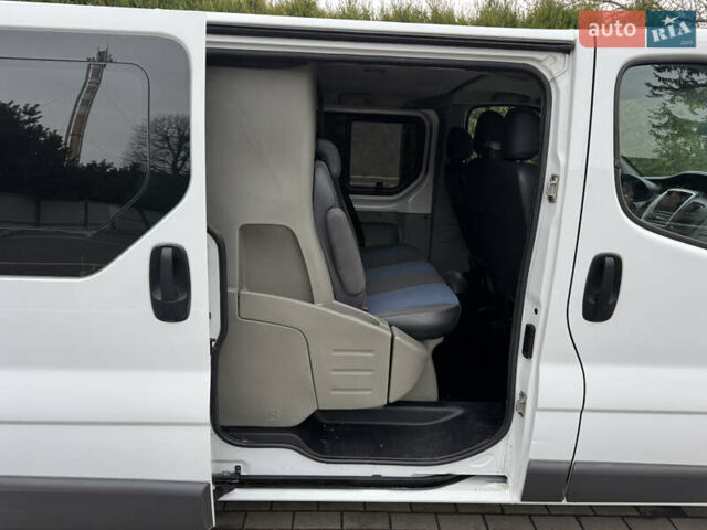 Рено Трафік, об'ємом двигуна 2 л та пробігом 285 тис. км за 11700 $, фото 16 на Automoto.ua