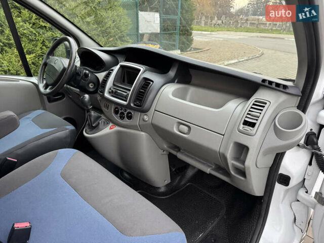 Рено Трафік, об'ємом двигуна 2 л та пробігом 285 тис. км за 11700 $, фото 19 на Automoto.ua