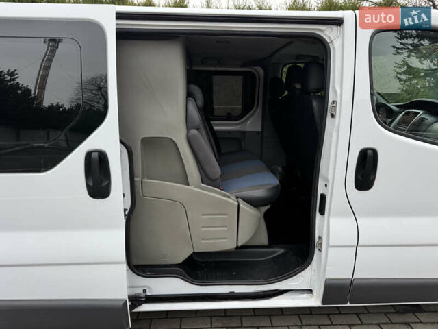 Рено Трафік, об'ємом двигуна 2 л та пробігом 285 тис. км за 11700 $, фото 13 на Automoto.ua