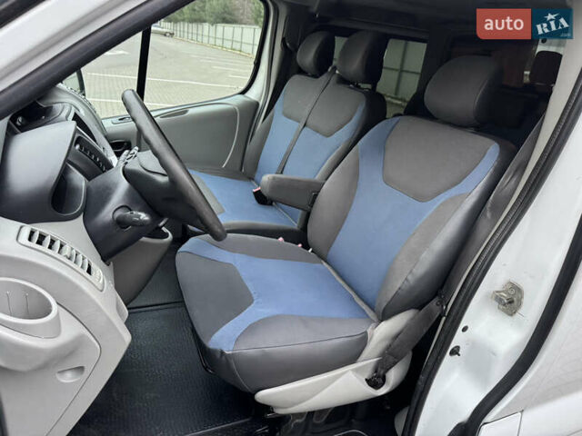 Рено Трафік, об'ємом двигуна 2 л та пробігом 285 тис. км за 11700 $, фото 27 на Automoto.ua