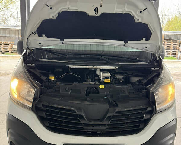 Рено Трафік, об'ємом двигуна 1.6 л та пробігом 400 тис. км за 10000 $, фото 2 на Automoto.ua