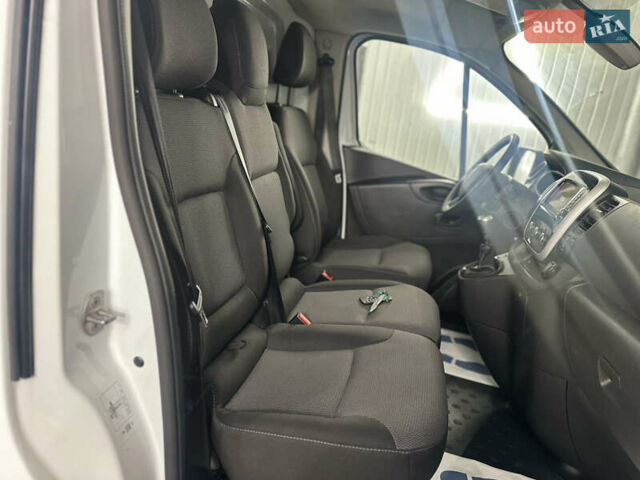 Рено Трафік, об'ємом двигуна 2 л та пробігом 26 тис. км за 21000 $, фото 9 на Automoto.ua