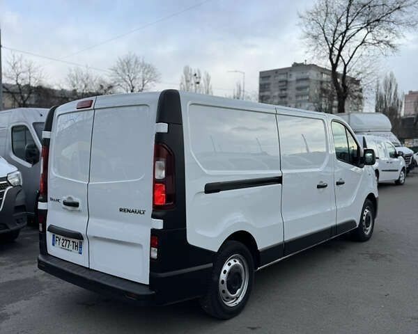 Рено Трафик, объемом двигателя 4.25 л и пробегом 151 тыс. км за 19900 $, фото 9 на Automoto.ua