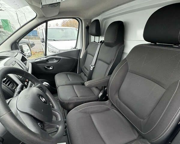 Рено Трафик, объемом двигателя 4.25 л и пробегом 240 тыс. км за 20900 $, фото 10 на Automoto.ua
