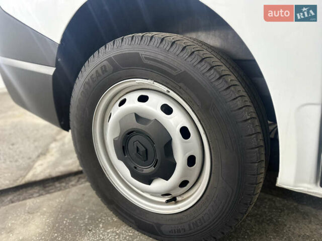 Рено Трафік, об'ємом двигуна 2 л та пробігом 26 тис. км за 21000 $, фото 6 на Automoto.ua