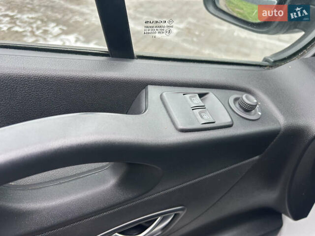 Рено Трафик, объемом двигателя 0 л и пробегом 120 тыс. км за 17900 $, фото 6 на Automoto.ua