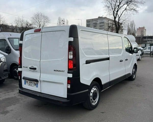 Рено Трафик, объемом двигателя 4.25 л и пробегом 151 тыс. км за 19900 $, фото 8 на Automoto.ua