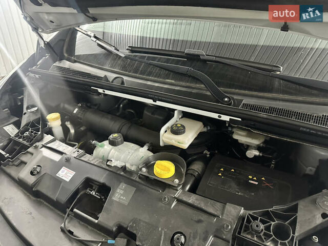 Рено Трафік, об'ємом двигуна 2 л та пробігом 26 тис. км за 21000 $, фото 28 на Automoto.ua