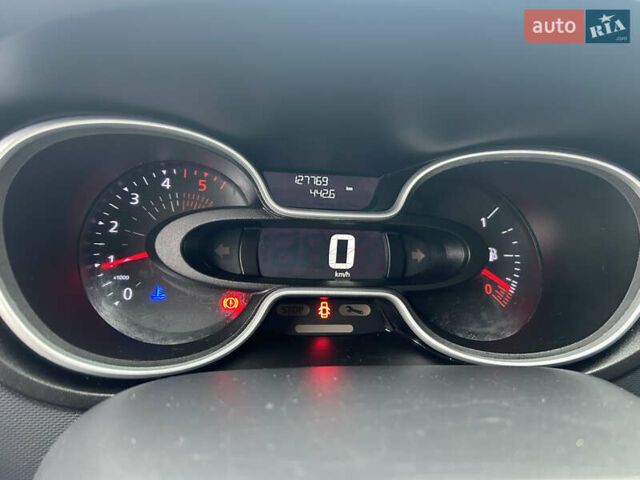 Рено Трафик, объемом двигателя 0 л и пробегом 120 тыс. км за 17900 $, фото 5 на Automoto.ua